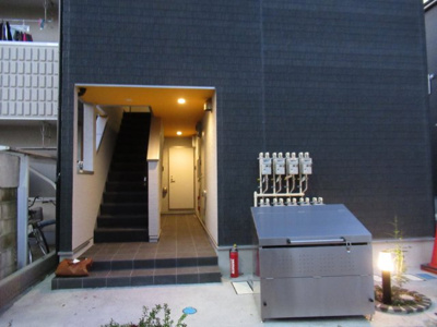 【エントランス】 | B-house 浮間公園(ビーハウス ウキマコウエン)  | 同一仕様写真