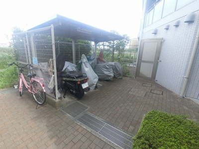 【その他共用部分】 | クリオ川崎リバーサイド | バイク置場です。