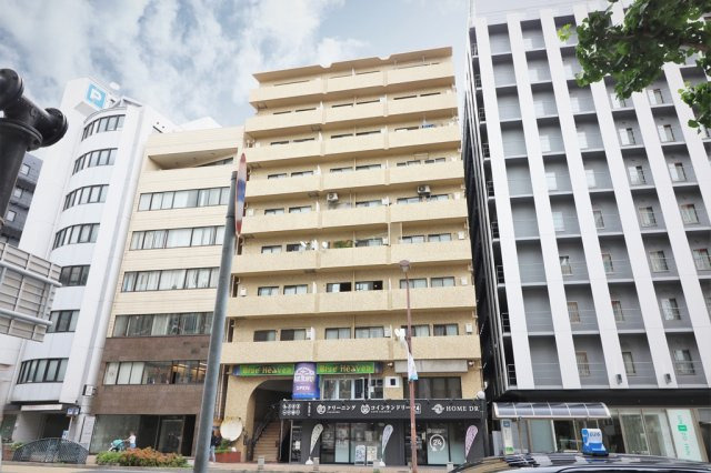 グレイスハイツ新神戸の外観|落ち着いた雰囲気の外観です