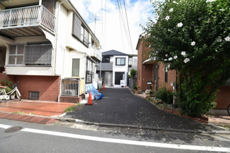 【前面道路含む現地写真】 | 南側幅員約4.0ｍ私道