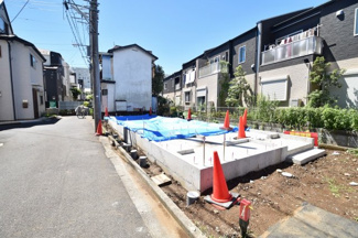 【外観】 | 現地見学や資料請求などお気軽にお問合わせ下さい。
周辺環境とあわせて現地ご案内致します。