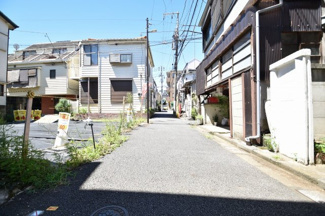 【前面道路含む現地写真】 | 現地見学や資料請求などお気軽にお問合わせ下さい。
周辺環境とあわせて現地ご案内致します。