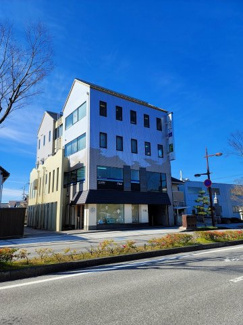 【外観】 | 彦根市役所・滋賀県湖東合同庁舎の前になります。