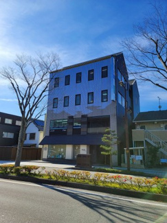 【外観】 | 彦根駅から延びる駅前お城通り沿いです。