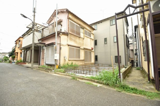 【外観】 | 現地見学や資料請求などお気軽にお問合わせ下さい。
周辺環境とあわせて現地ご案内致します。