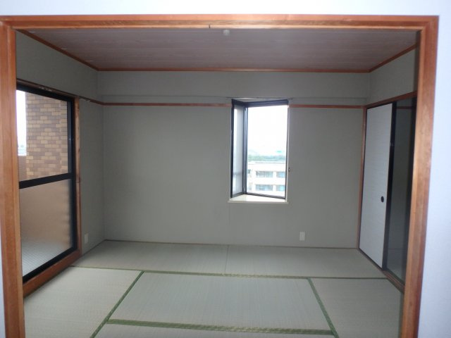 イーストタウンの和室