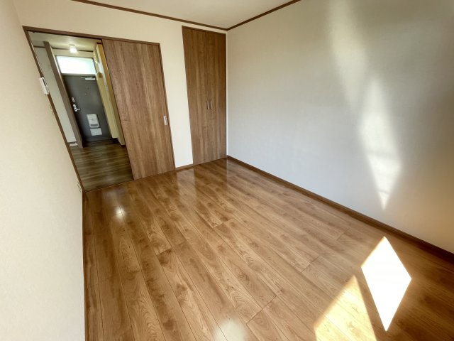 【寝室】 | ゆとりの広さです