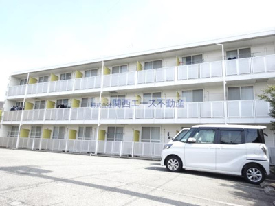 【外観】 | レオパレス愛