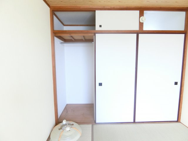 泉ヶ丘コーポラスA棟の収納
