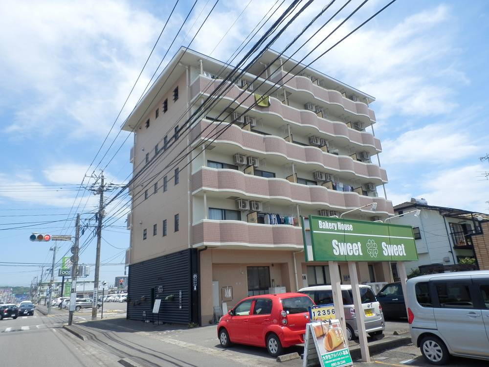 Kazuwin霧島