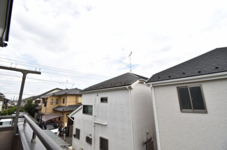 【展望】 | 武蔵野の緑を存分に楽しめるのは、低層住宅地域ならではの眺望。夜は星空を見ながらご家族で語り合いを…