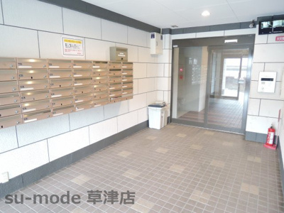 【ロビー】 | Antevorte(パレ岡本）