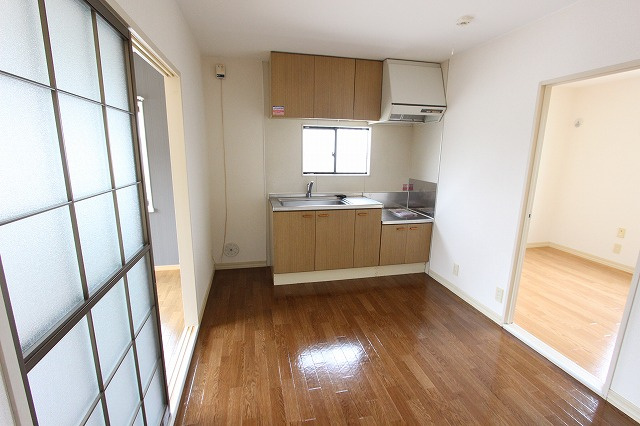 ハイツシンフォニーⅠの居間・リビング