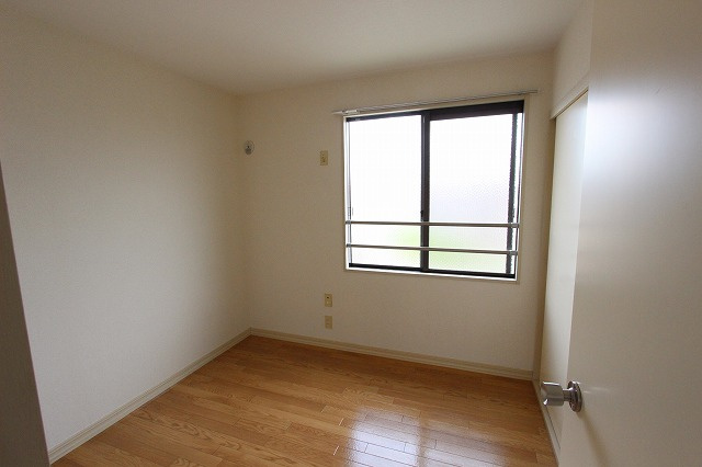 ハイツシンフォニーⅠの洋室