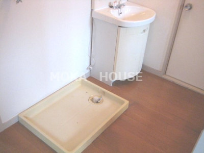 【洗面所】 | コーポかおり | 広い洗面スペース