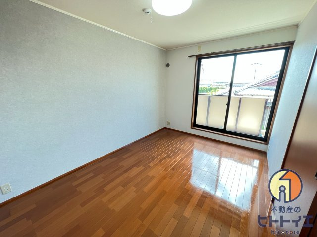 アクロス野町の洋室