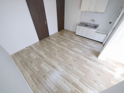 【居間・リビング】 | 垂水上高丸住宅B棟 | おしゃれなリビングです