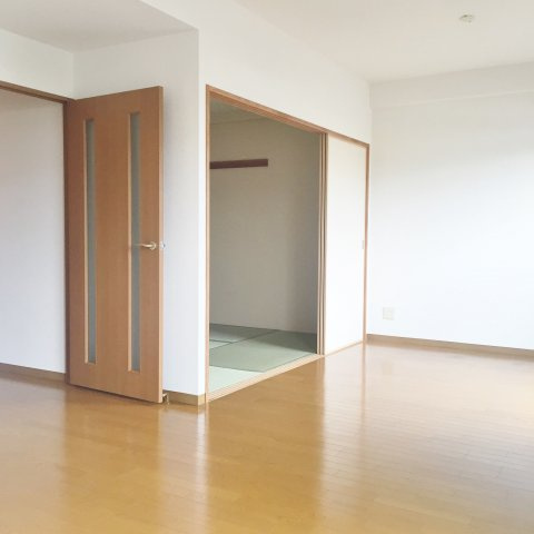 【居間・リビング】 | ガーデンライフ旭ヶ丘