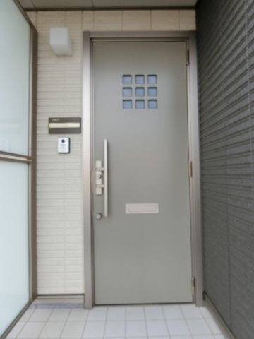 BEL　POSTO（ベルポスト）の玄関