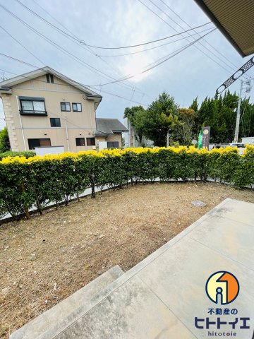 サンライフ市の玉の庭