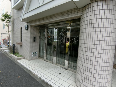 【エントランス】 | リエス大倉山 | 毎日通るエントランスはこのようになっています