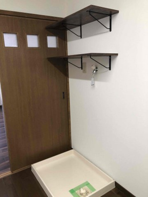 【内装】 | コーポ日浅5 | 洗濯機置き場です