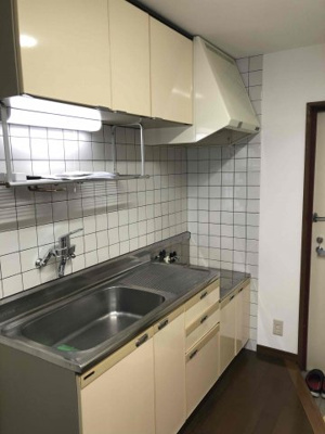 【キッチン】 | コーポ日浅5 | お料理しやすいキッチンです