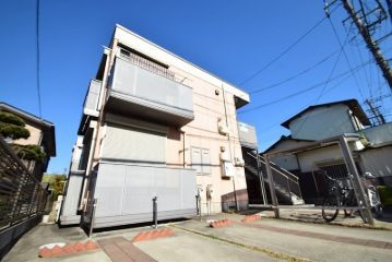 【エントランス】 | シャーメゾン酒匂 | 建物前です