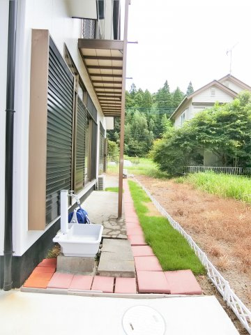 日向住宅の庭