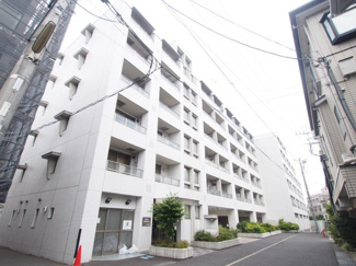 【外観】 | 重厚感あるオートロック付マンションです。