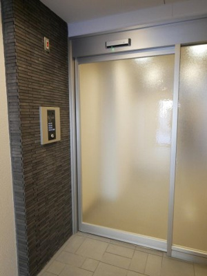 【エントランス】 | フラッティK&S千本寺之内 | オートロックあり