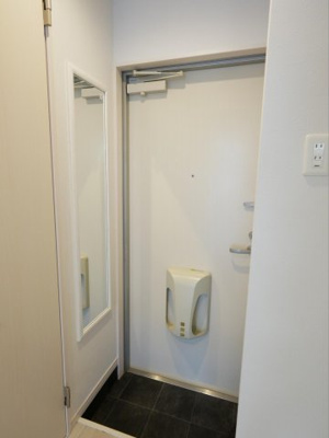 【玄関】 | フラッティ西大路花屋町