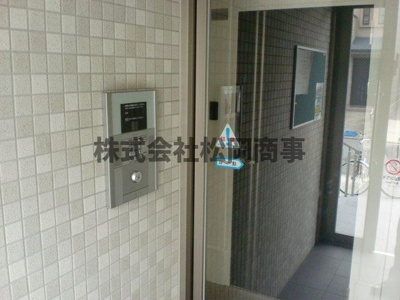 【エントランス】 | フラッティ龍大南