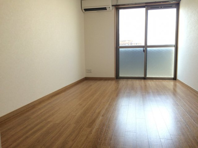 【洋室】 | フラッティ龍大前