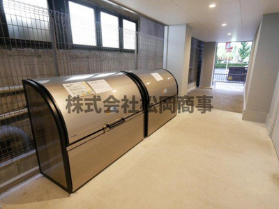 【その他共用部分】 | QUINTO五条烏丸 | ごみボックスあり