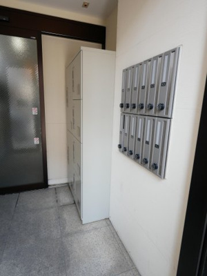 【エントランス】 | フラッティ堀川下立売 | 宅配ボックス