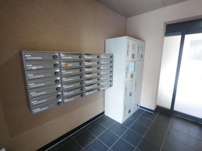 【エントランス】 | フラッティ京大北 | 宅配ボックスあり