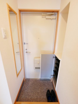 【玄関】 | フラッティ今出川天神