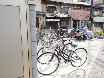 【その他共用部分】 | フラッティ今出川天神 | 駐輪所