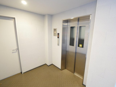 【エントランス】 | フラッティ今出川天神 | エレベーターあり