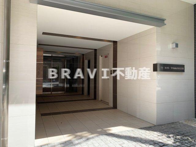 ルボワ天満橋　BRAVI不動産のエントランス|【ルボワ天満橋】ゆとりのあるエントランスです