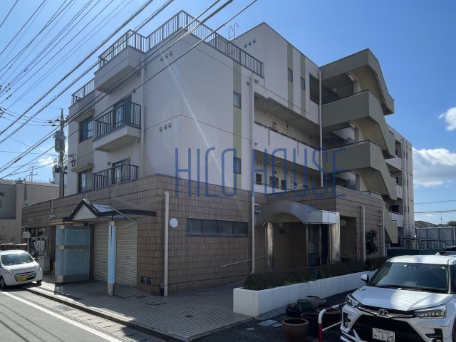 ティーワイパレスの外観