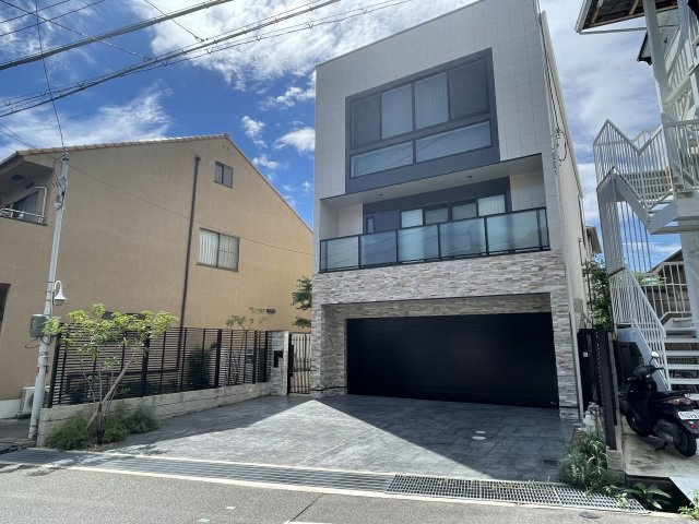 芦屋市松ノ内町　戸建ての外観