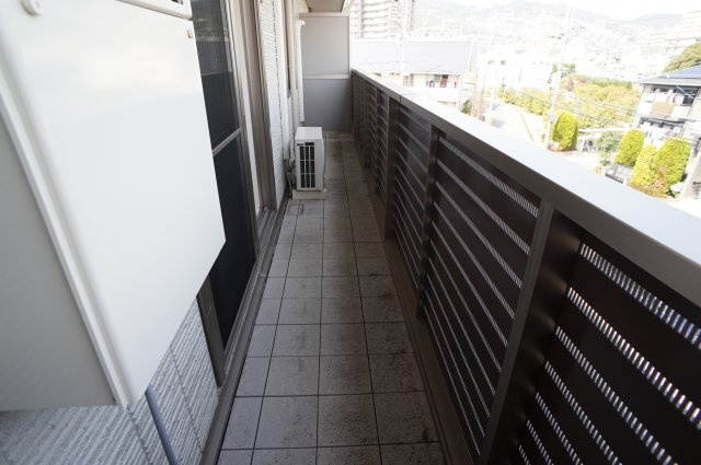 シャーメゾン口谷のバルコニー