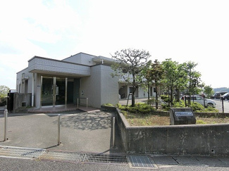 【外観】 | 楽器OK！楽器が弾けちゃう4階建てマンションです♪近隣には大きな公園があるので小さなお子様のいるファミリーさんにも嬉しい立地☆