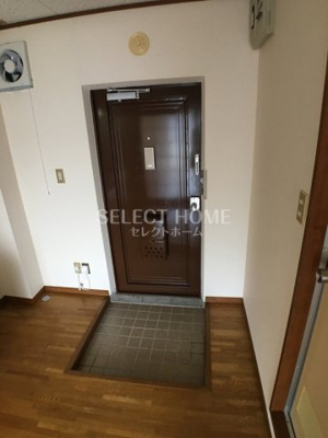 【玄関】 | サンライズ深津 | 明るい玄関です