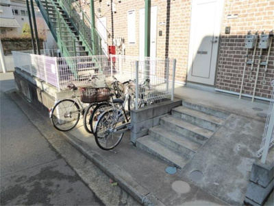 【エントランス】 | ヒルスミキ妙蓮寺 | 駐輪可能（バイク相談）