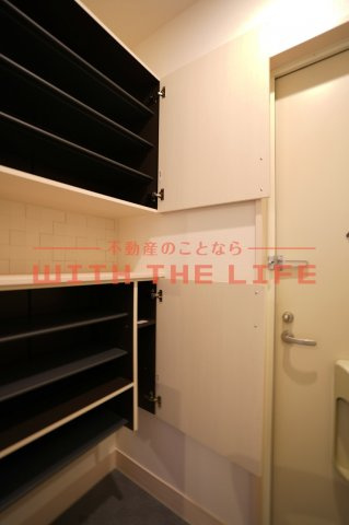 D-room F京町【10，000円キャッシュバック対象物件】の玄関|毎日通る玄関はこちらです