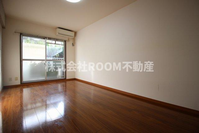 ダウンタウン益吉の居間・リビング|おしゃれな居間です