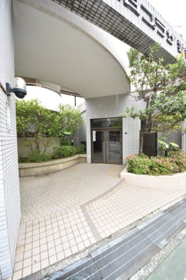 【エントランス】 | 朝日プラザ雲雀ケ丘